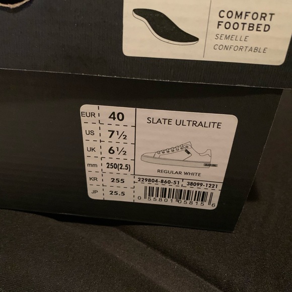 Levi’s sneakers size 7.5 - Picture 3 of 3